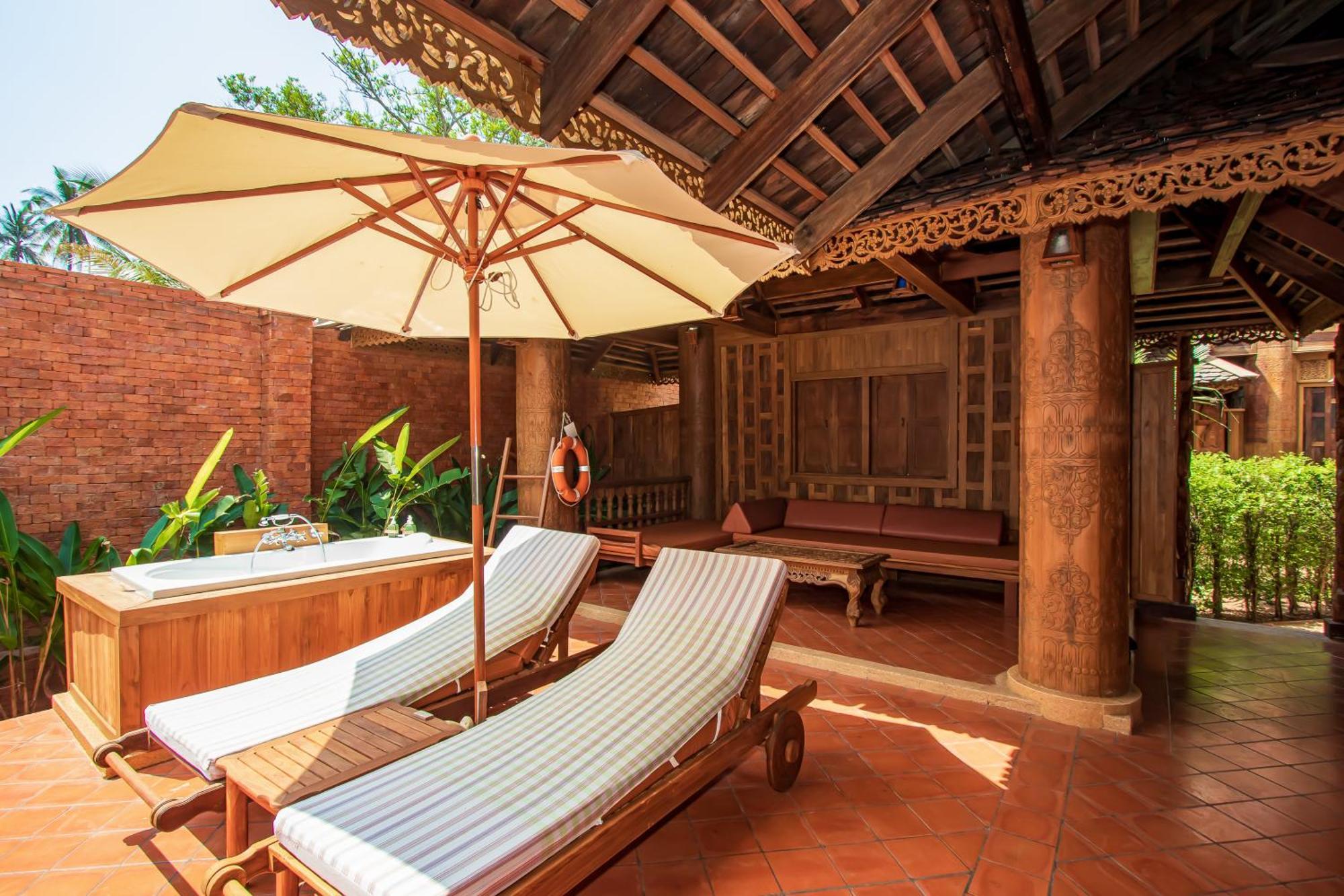 Santhiya Phuket Natai Resort & Spa Dış mekan fotoğraf